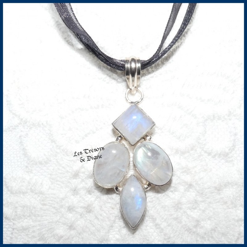 Pendentif PRESTIGE en PIERRE DE LUNE naturelle et ARGENT Pendentif PRESTIGE en PIERRE DE LUNE naturelle et ARGENT