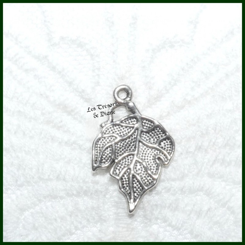 Charm FEUILLE ONDULEE Charm FEUILLE ONDULEE