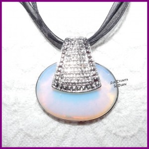 Pendentif en OPALITE sertie