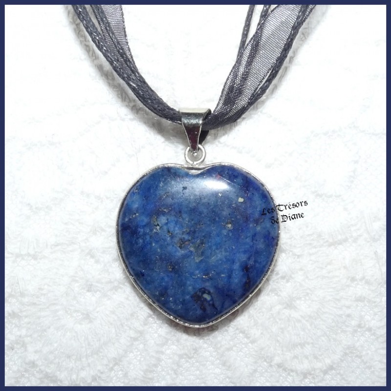 Pendentif COEUR en LAPIS LAZULI naturel