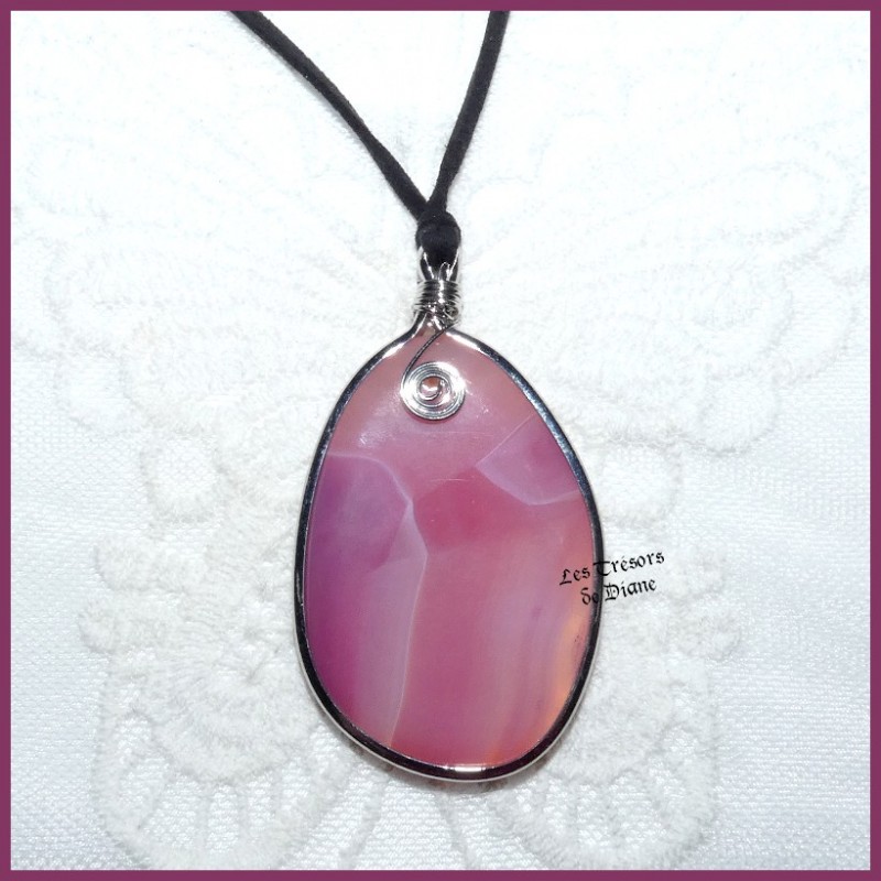 Pendentif en AGATE naturelle Pendentif en AGATE naturelle