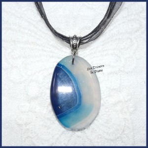 Pendentif en AGATE naturelle