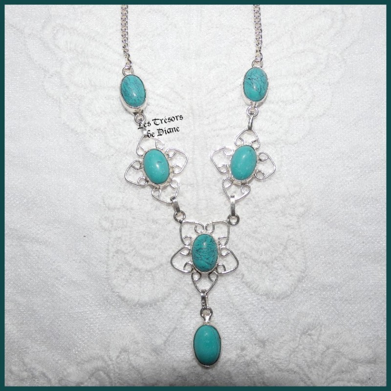 Collier en TURQUOISE naturelle et ARGENT Collier en TURQUOISE naturelle et ARGENT