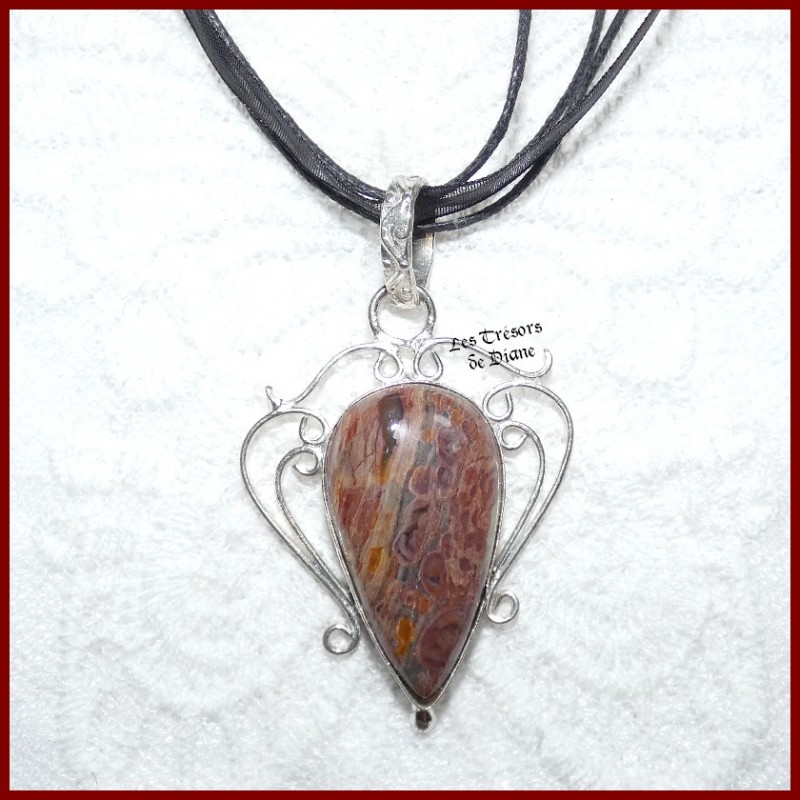 Pendentif en JASPE naturel et ARGENT Pendentif en JASPE naturel et ARGENT