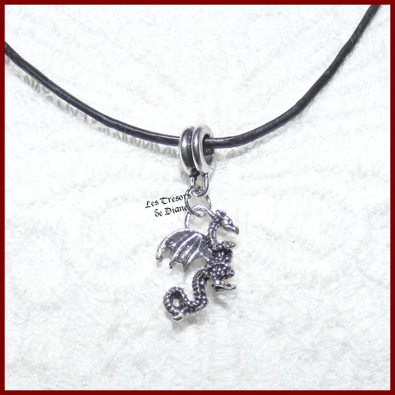 Pendentif gothique DRAGON Pendentif gothique DRAGON