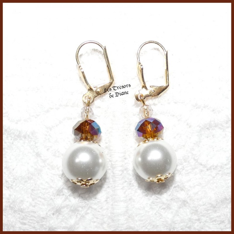 Boucles en PERLES nacrées Boucles en PERLES nacrées