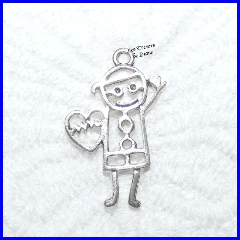 Charm PERSONNAGE MATERNELLE Charm PERSONNAGE MATERNELLE