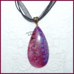 Pendentif LARME en AGATE naturelle