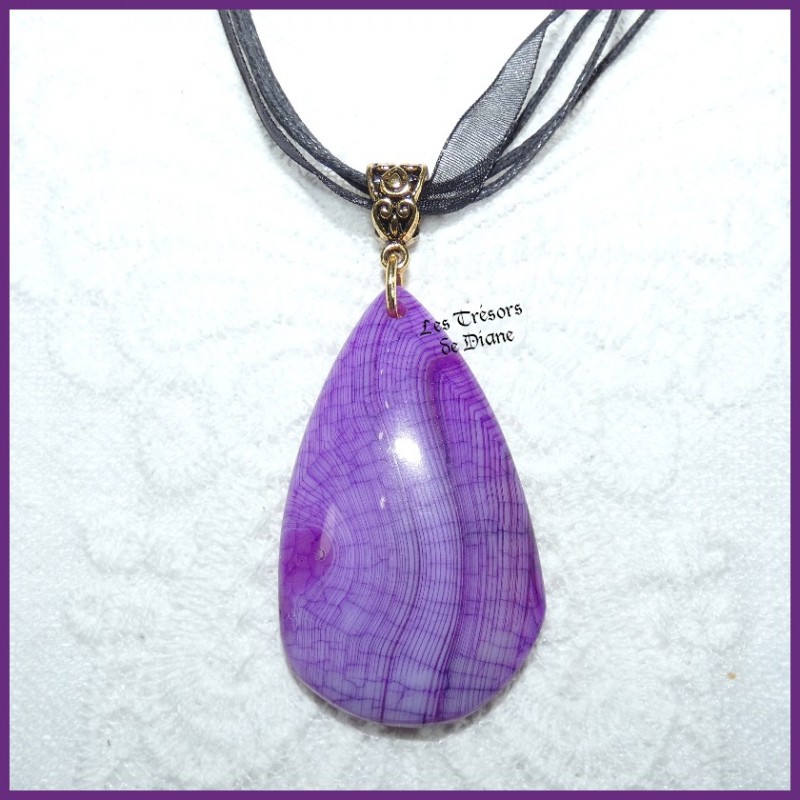Pendentif LARME en AGATE naturelle Pendentif LARME en AGATE naturelle