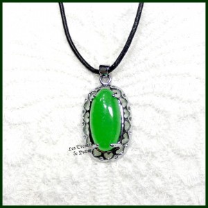 Pendentif en JADE naturel