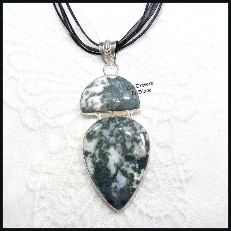 Pendentif en AGATE naturelle et ARGENT Pendentif en AGATE naturelle et ARGENT
