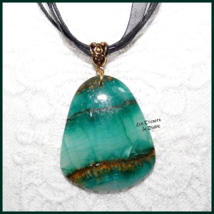 Pendentif en AGATE naturelle