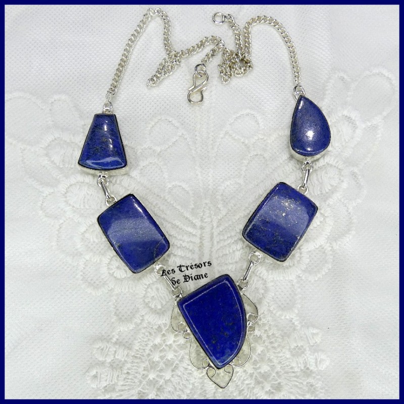 Collier en LAPIS LAZULI naturel et ARGENT Collier en LAPIS LAZULI naturel et ARGENT
