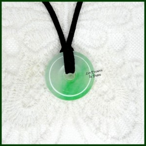 Pendentif DONUT en JADE naturel